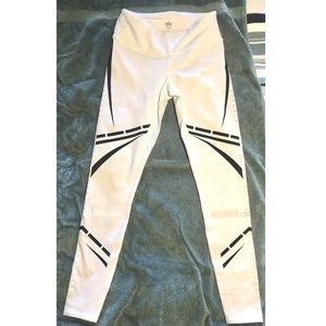 Alo White Leggings